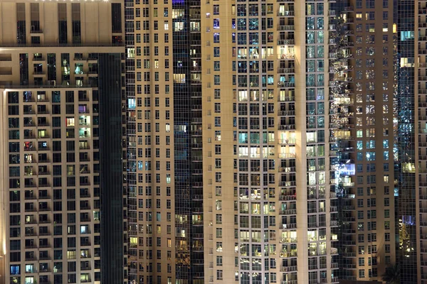 高层住宅建筑的城市 — 图库照片