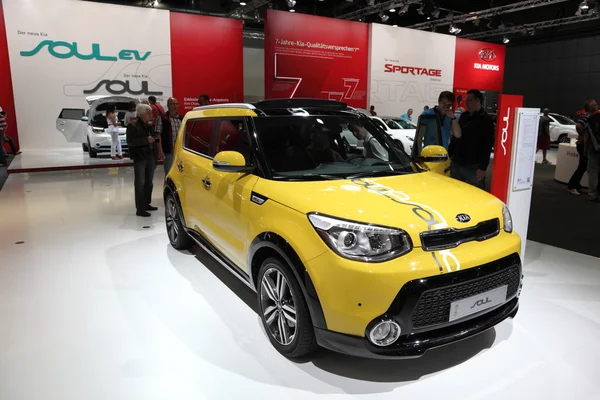 Nieuwe kia soul in de ami - auto mobiele internationale vakbeurs op 1 juni 2014 in leipzig (Saksen), Duitsland — Stockfoto