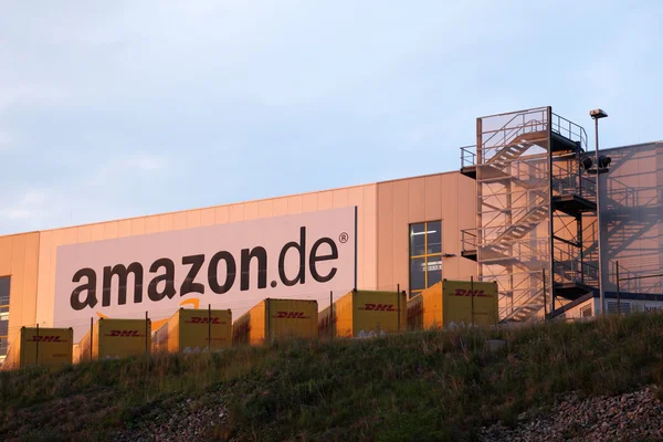 Pusat distribusi cabang Amazon di Eisenach, Jerman — Stok Foto