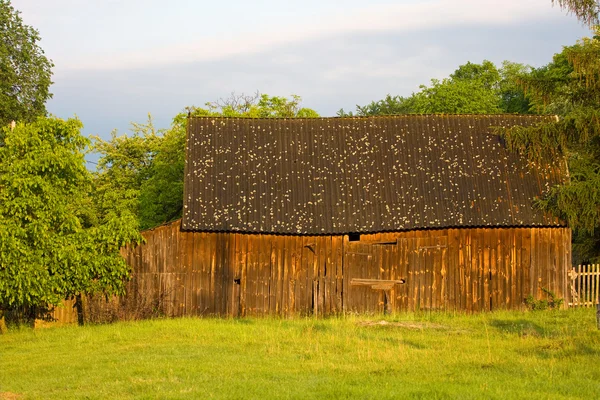 Alte Scheune — Stockfoto