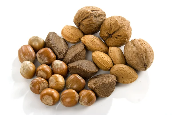 Hjärtat, nötter, torkad frukt och nötter — Stockfoto