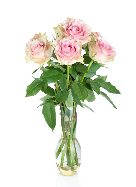 Bouquet di rose rosa in vaso, isolato su bianco — Foto Stock