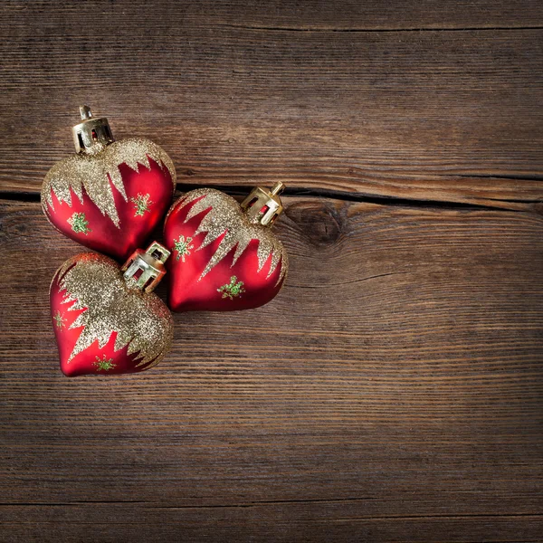 Concepto de Navidad (decoración). Corazón sobre fondo de madera rústico (textura) de cerca, fondo de pantalla estilo retro. Día de San Valentín —  Fotos de Stock