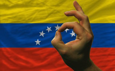 jest venezuela ulusal bayrak önünde ok