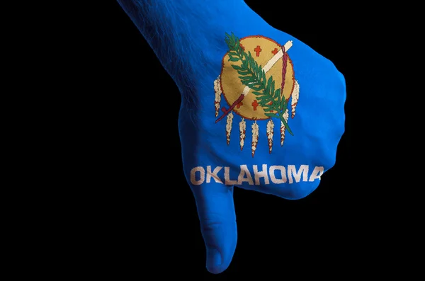 Oklahoma us estado bandeira polegares para baixo gesto por falha feita com — Fotografia de Stock
