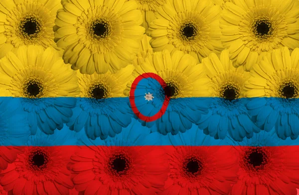 Bandiera nazionale stilizzata della Colombia con fiori di gerbera — Foto Stock