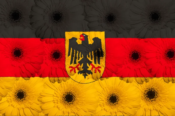 Bandiera nazionale stilizzata della Germania con fiori di gerbera — Foto Stock