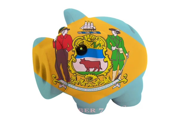 Piggy rijke bank in kleuren vlag van de Amerikaanse staat delaware — Stockfoto
