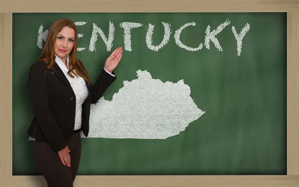 Enseignant montrant la carte du Kentucky sur le tableau noir — Photo
