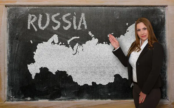 Leraar weergegeven: kaart van Rusland op blackboard — Stockfoto