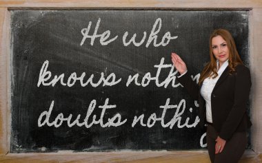 hiçbir şey bilmiyor, o kadar öğretmen şüphe üzerine blackboa