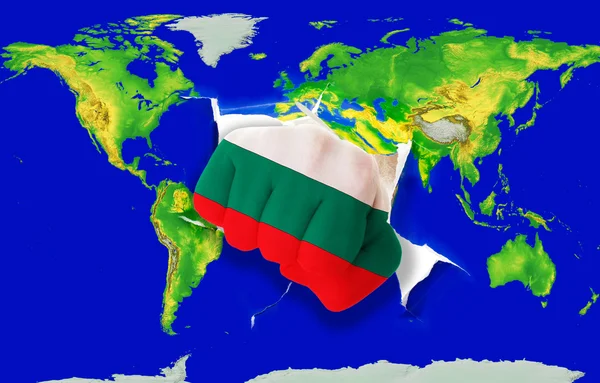 Γροθιά στο χρώμα εθνική σημαία της Βουλγαρίας διάτρησης παγκόσμιο χάρτη — Φωτογραφία Αρχείου
