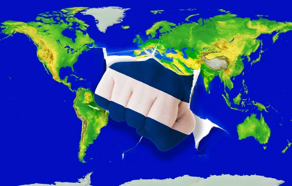 Ököllel a színes lyukasztó világtérkép nicaragua zászlaja — Stock Fotó