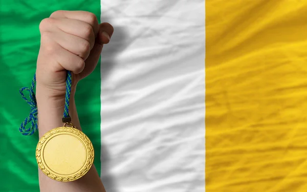 Gold medal for sport and national flag of ireland — Stock Photo, Image