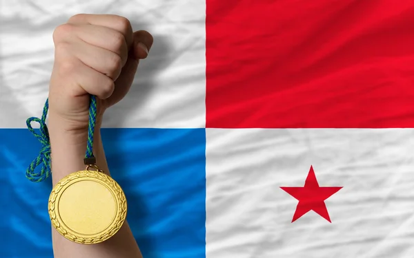 Medalha de ouro por esporte e bandeira nacional do Panamá — Fotografia de Stock