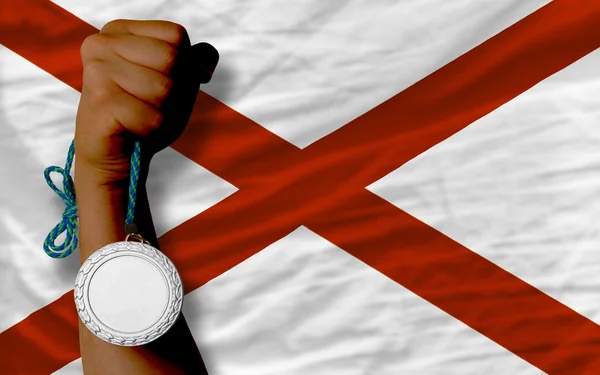 Medalha de prata por esporte e bandeira do estado americano do alabama — Fotografia de Stock