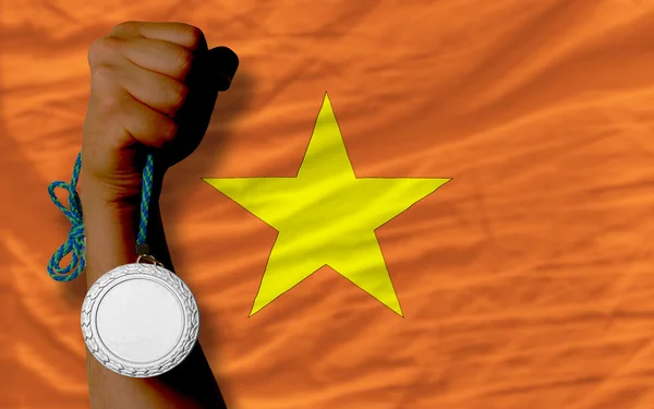 Silver medal for sport and national flag of vietnam — Stock Photo, Image