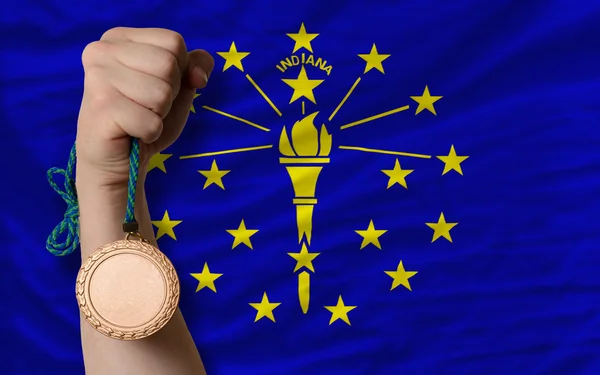 Amerikan Indiana Eyalet bayrağı, spor için bronz madalya — Stok fotoğraf