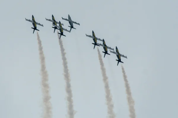 ROVINJ, CROATIA - APRIL 13 2014 exibition airplanes at Red Bull — Stock Photo, Image