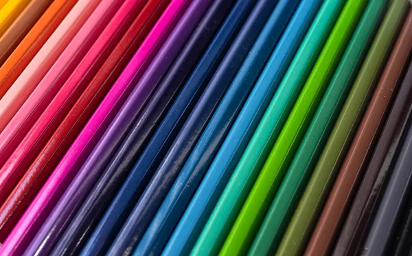 Crayons Multicolores Colorés Sur Fond Blanc Éducation Business Finance Concept — Photo
