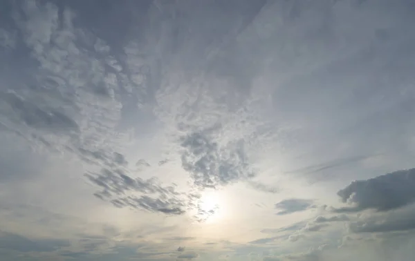 Cielo Atardecer Fondo Abstracto Naturaleza Dramático Azul Con Nubes Color — Foto de Stock