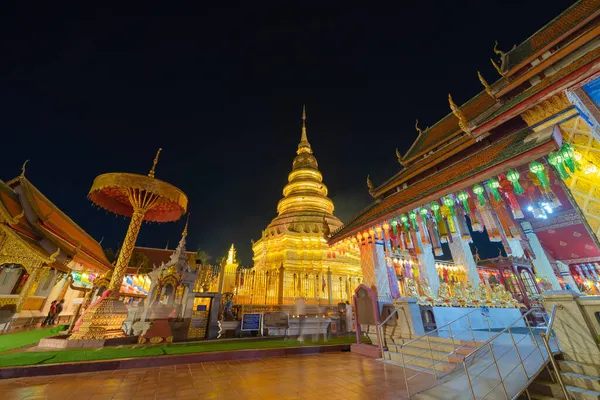 Tradycyjny Festiwal Świątyni Harikulchai Lamphun Tajlandia Wakacjach Ceremonia Azji Świętowanie — Zdjęcie stockowe