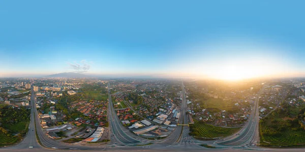 360 Panorama 180 Degrees Angle Seamless Panorama Aerial View Intersection — стоковое фото