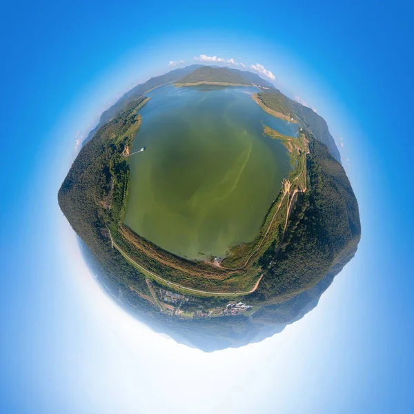 Pequeño Planeta Esfera 360 Grados Panorama Vista Aérea Una Presa —  Fotos de Stock