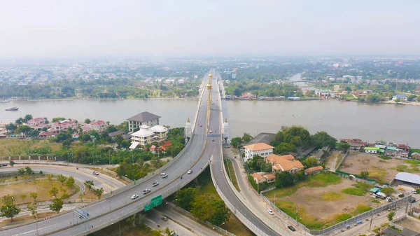 Αεροφωτογραφία Της Γέφυρας Maha Chesadabodindranusorn Της Γέφυρας Nonthaburi Που Διασχίζει — Φωτογραφία Αρχείου