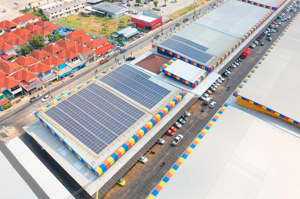 Aerial View Solar Panels Solar Cells Roof Shopping Mall Building — Fotografia de Stock