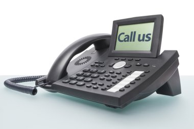 cam masa üzerinde modern telefon