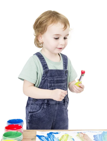 Bonito menina pintura. isolado em fundo branco — Fotografia de Stock