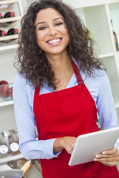 Woman Using Tablet Computer Cooking — Stock Photo, Image