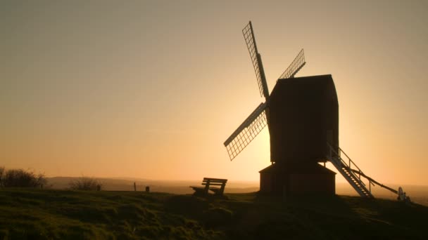 Sun Setting Horizon Traditional Wooden Windmill Sunset — Stock Video