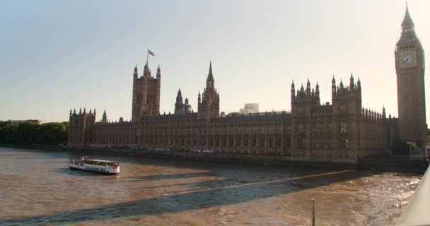 Houses Parliament London England United Kingdom June 2022 Boat River — Video Stock