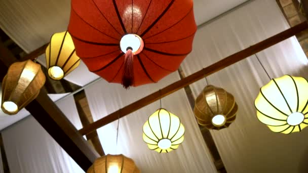 Video Clip Lanterne Colorate Vietnamite Tradizionali All Interno Una Casa — Video Stock