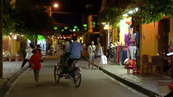 Yerel Insanlar Turistler Gece Üzerinde Streets Hoi Vietnam Nisan 2018 — Stok video