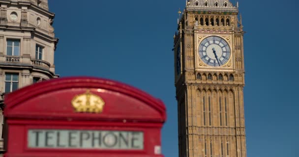 Big Ben Houses Parliament Traditional Red Telephone Box Blue Sky — Vídeos de Stock
