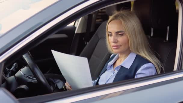 Portrait Confident Woman Sitting Car Documents Business Suit Modern Office — Stock Video