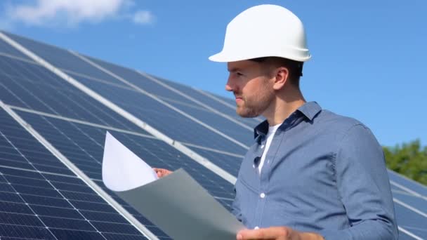 Engineers Checking Solar Panels Alternative Energy Ecological Concept — Video