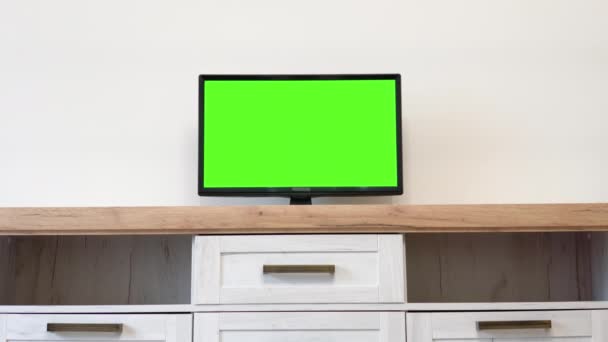 Lcd Smart Screen Blank Green Background Living Room Chroma Key — ストック動画