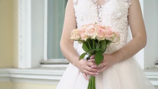 Beautiful Vintage Style Wedding Bouquet Hand Teh Bride — Video
