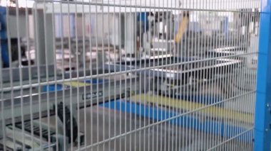 Alüminyum, PVC pencere ve kapı üretim fabrikası. Endüstriyel ekipman