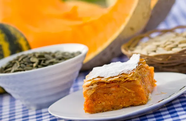 Pumpkin pie - pumpkin cake — Stock Photo, Image