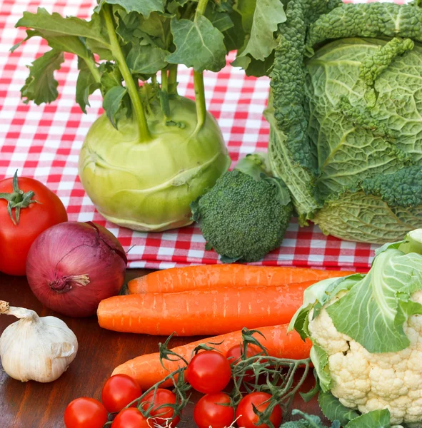 Produtos hortícolas frescos — Fotografia de Stock