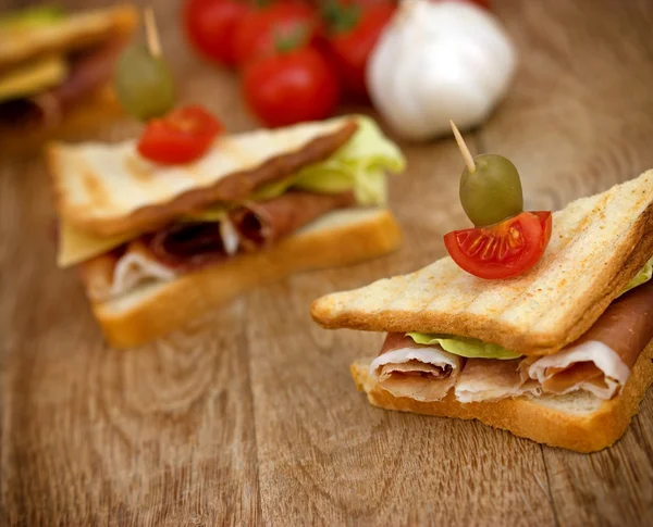 Sandwich con jamón jamón — Foto de Stock