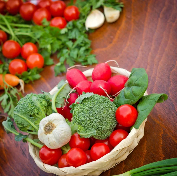 Légumes rouges et verts — Photo