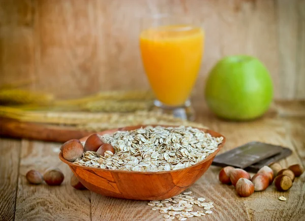 Café da manhã saudável - farinha de aveia (flocos de aveia ) — Fotografia de Stock