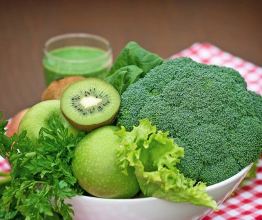 Yeşil smoothie malzemeler