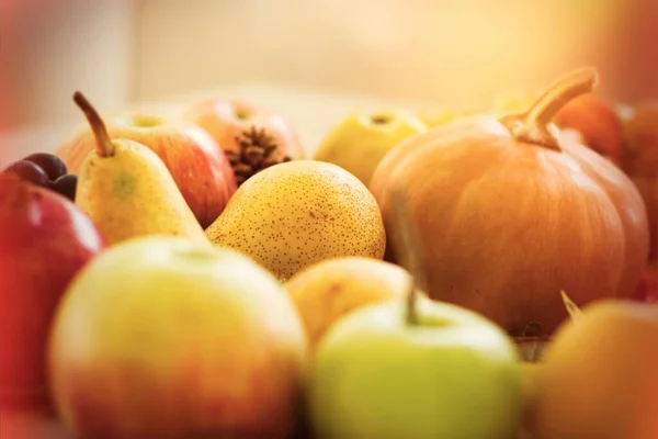 Sweet Organic Pear Honey Selective Focus Pear Autummn Harvest Table — Stock Photo, Image